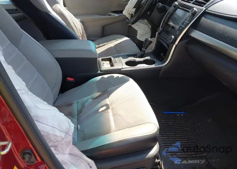 2017 Toyota Camry Le/Xle/Se/Xse из США, поврежденный, VIN 4T1BF1FK0HU702468